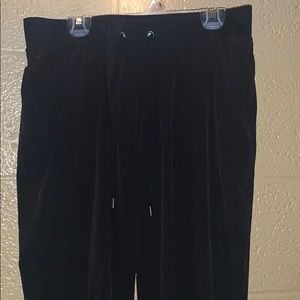 athletic pants